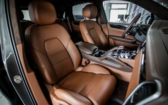 Porsche Cayenne cena 539900 przebieg: 25821, rok produkcji 2021 z Nowa Sarzyna małe 781